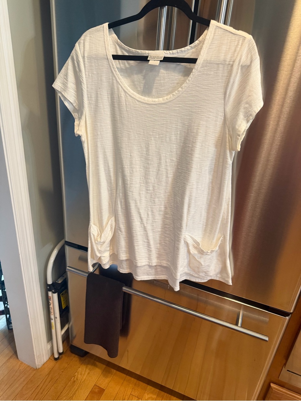 Nomadic Traders Cream Short-Sleeve Scoop Neck Pocket Tee